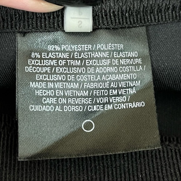 T TAHARI faux suede legging pant small - Picture 6 of 6